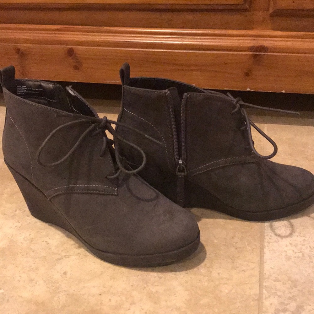 Shoes(brand new)